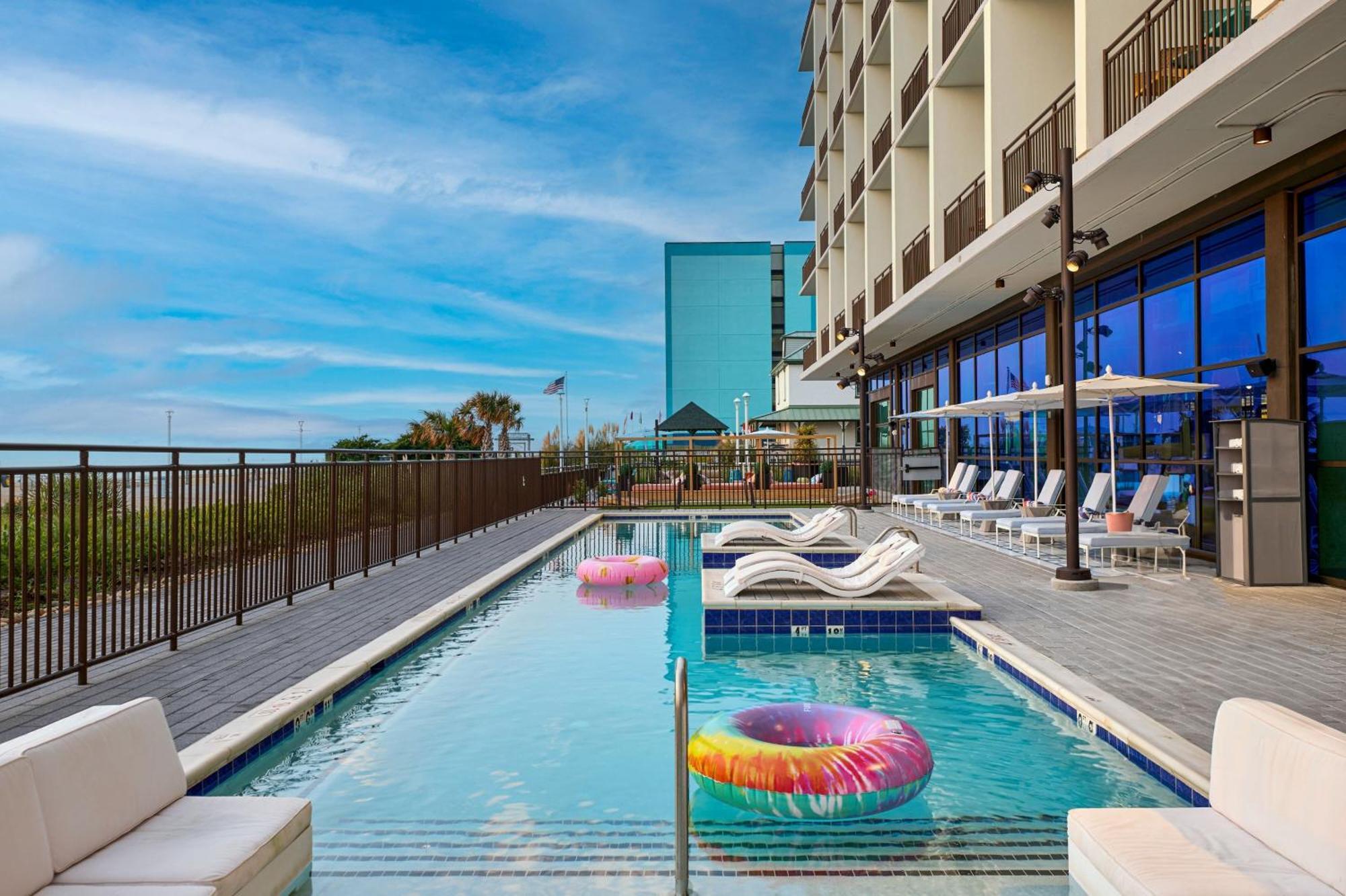 Moxy Virginia Beach Oceanfront Exterior foto